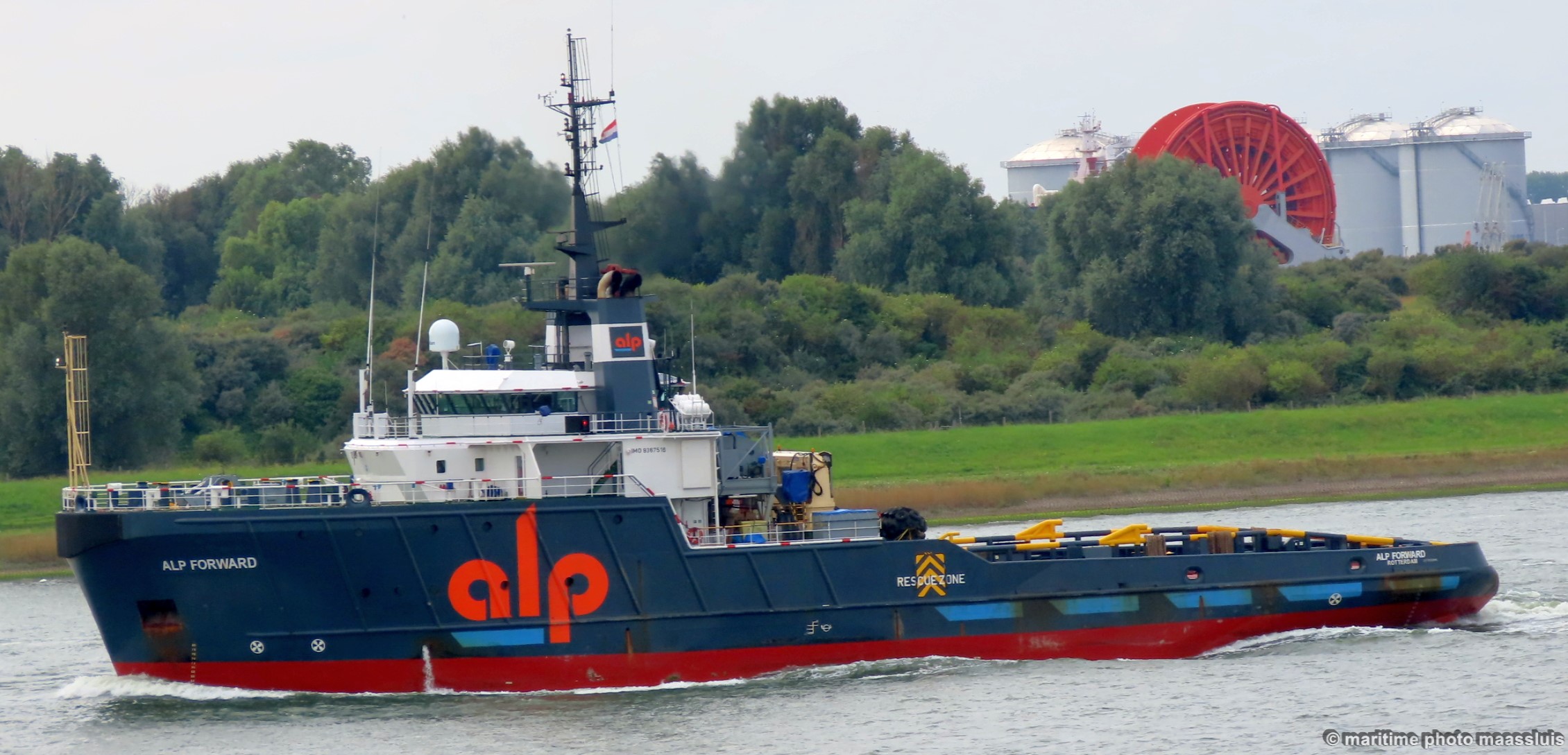 alpforward08.jpg